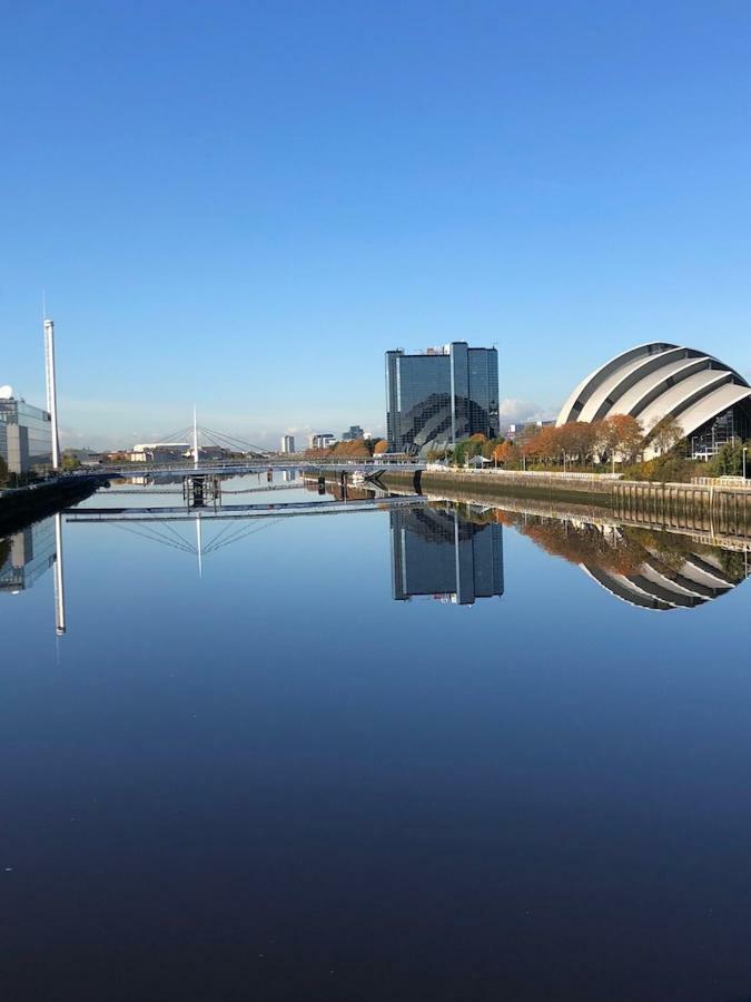 Sec/ Hydro Two Bed Flat With Free Parking And Great View Apartamento Glasgow Exterior foto